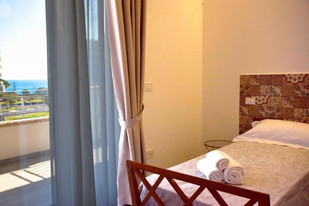 Accomodati B&B Marina di Gioiosa Ionica Exterior photo